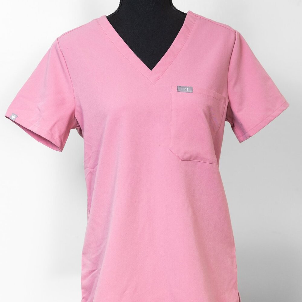 FIGS Womens Light Pink Catarina One-Pocket Scrub Top